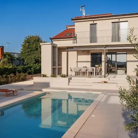 Villa House Niki *